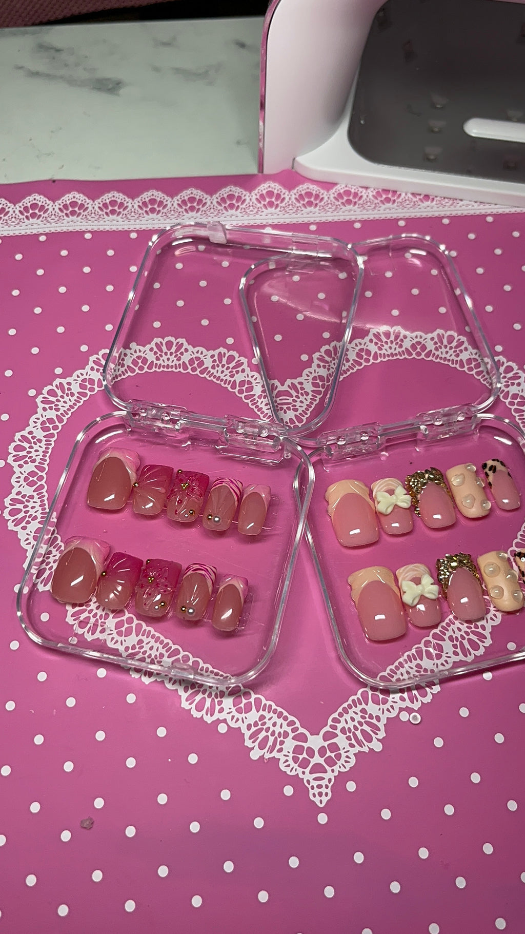 Press-on Nail Sets 🫧